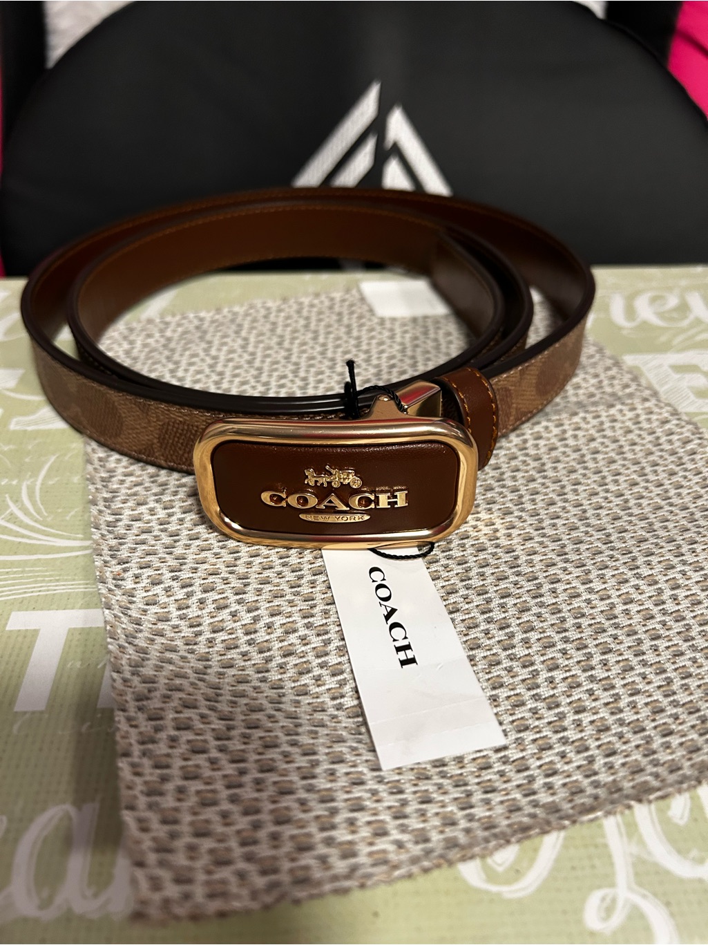 Coach Menâs Brown Signature Leather Belt With Gold-Tone Logo Plaque